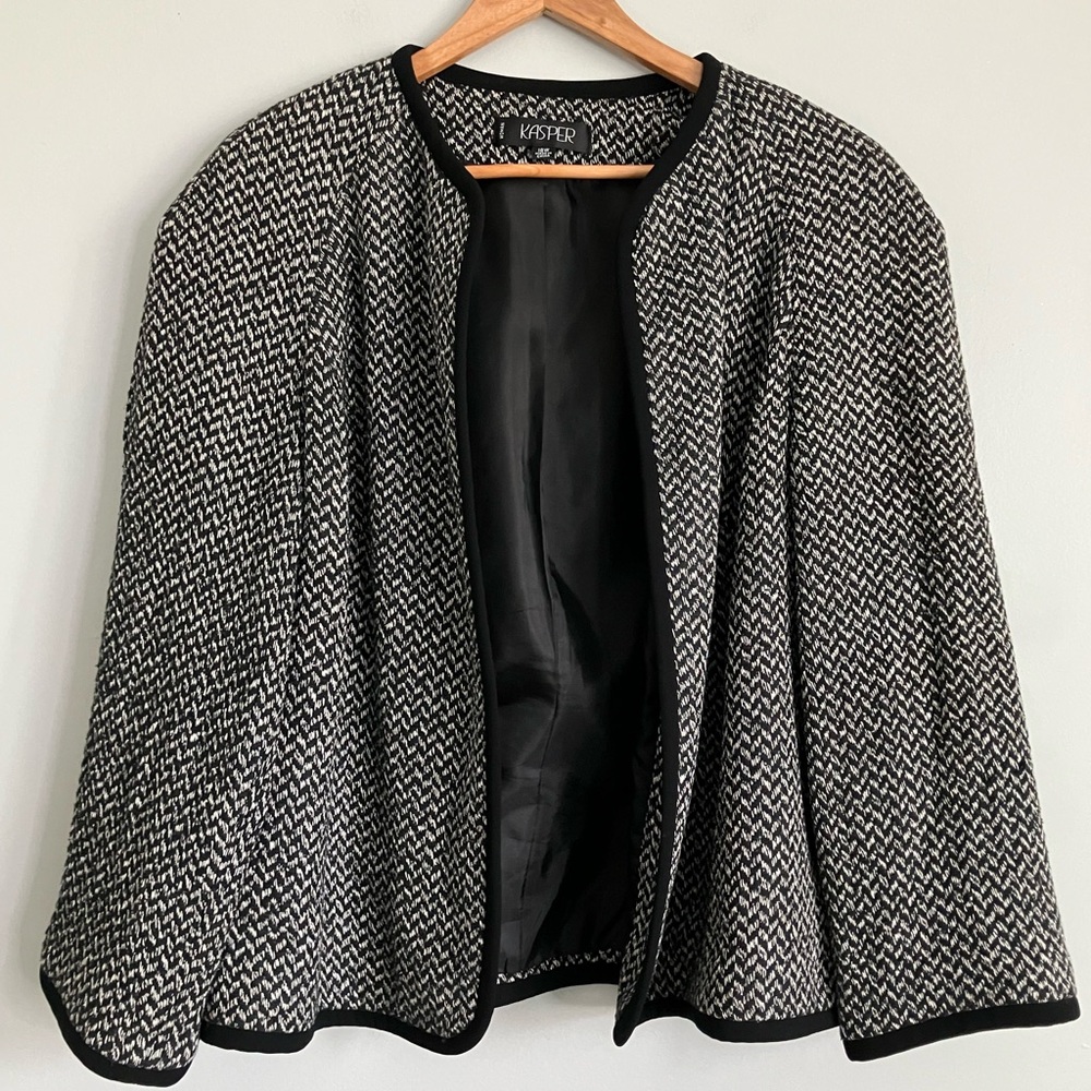 KASPER Black & White Silk and Cotton Blend Open Front Blazer Size 18W - Picture 1 of 12